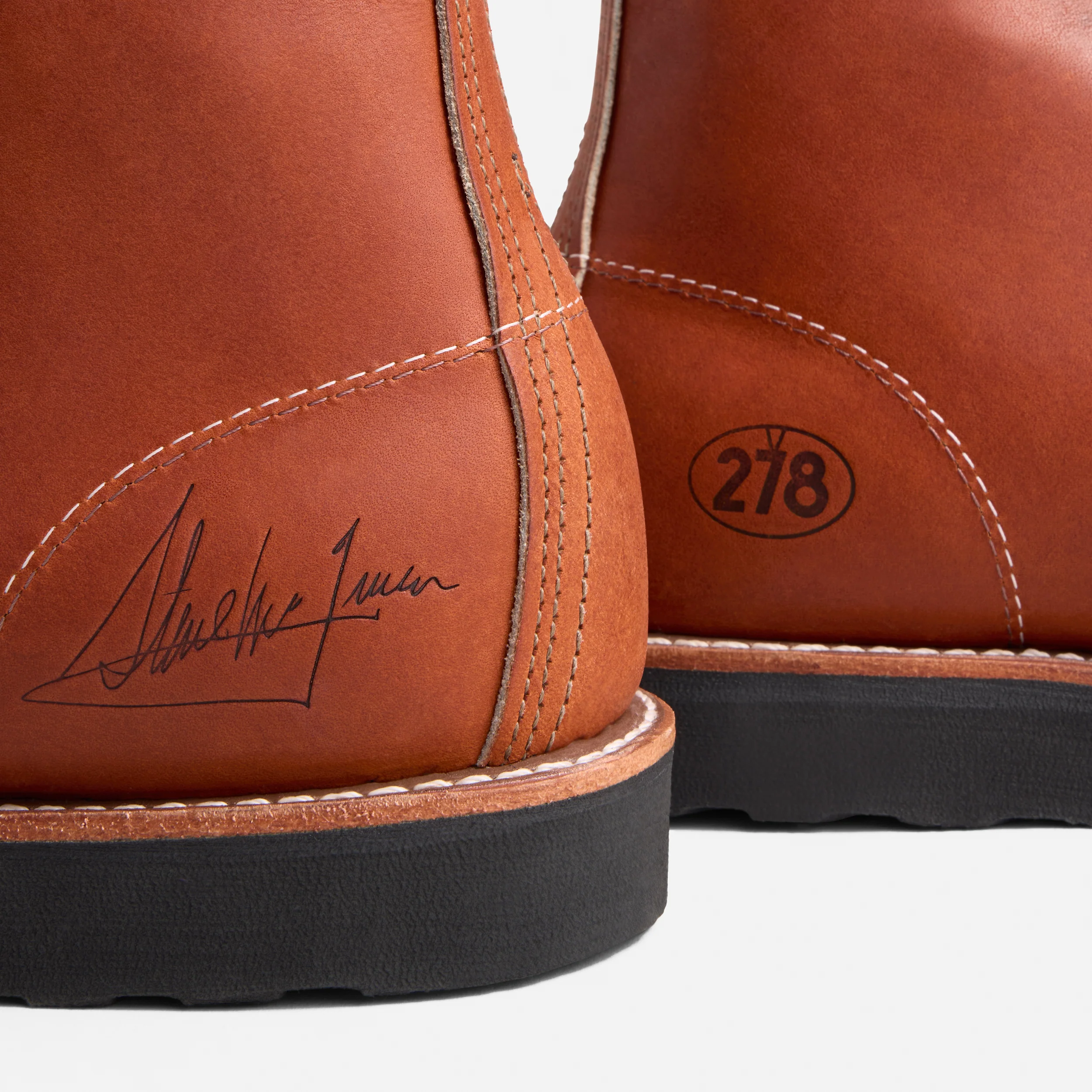 0278 Steve McQueen Moc Toe Oro-Legacy - Image 4