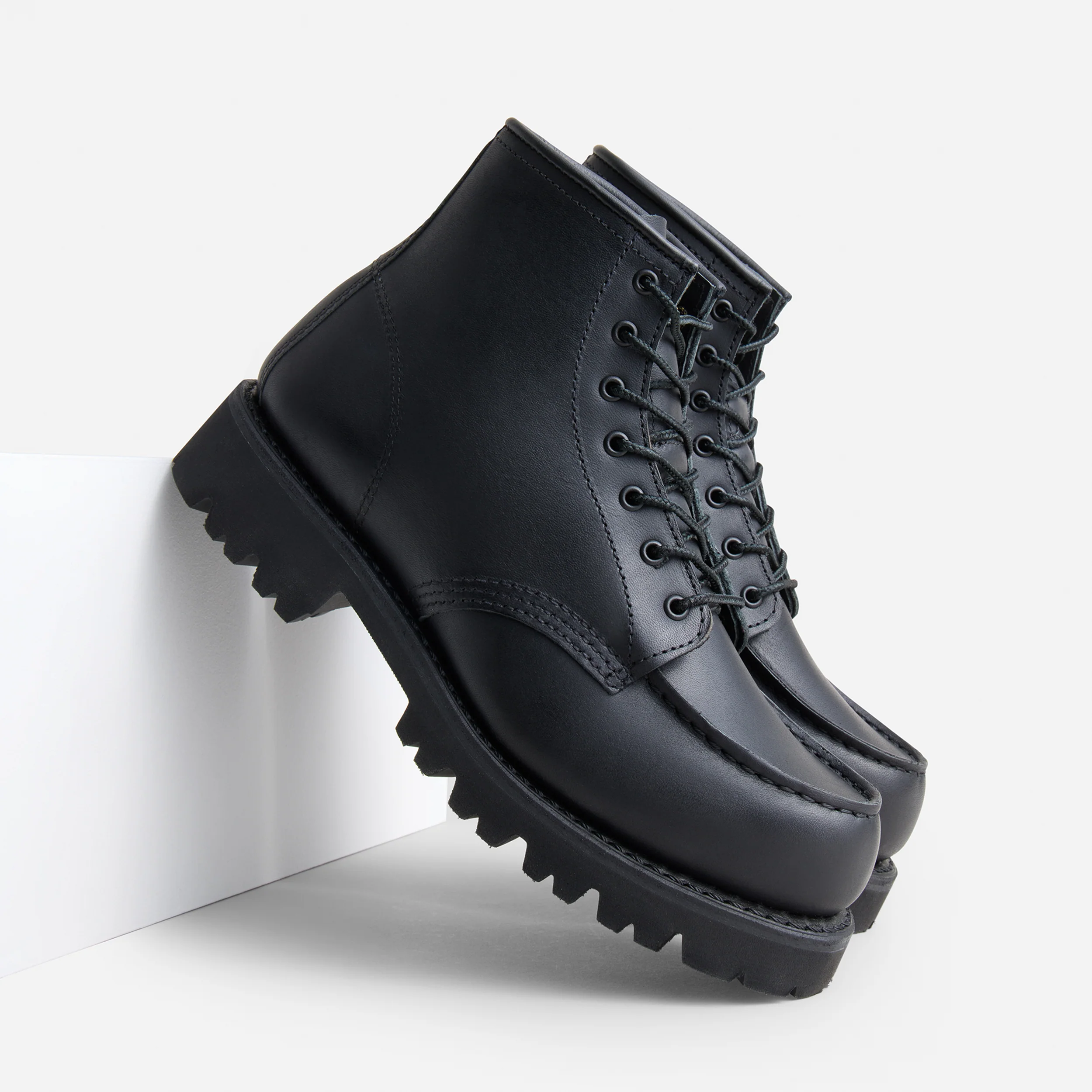 3497 Porter Moc Toe Black Boundary - Image 5