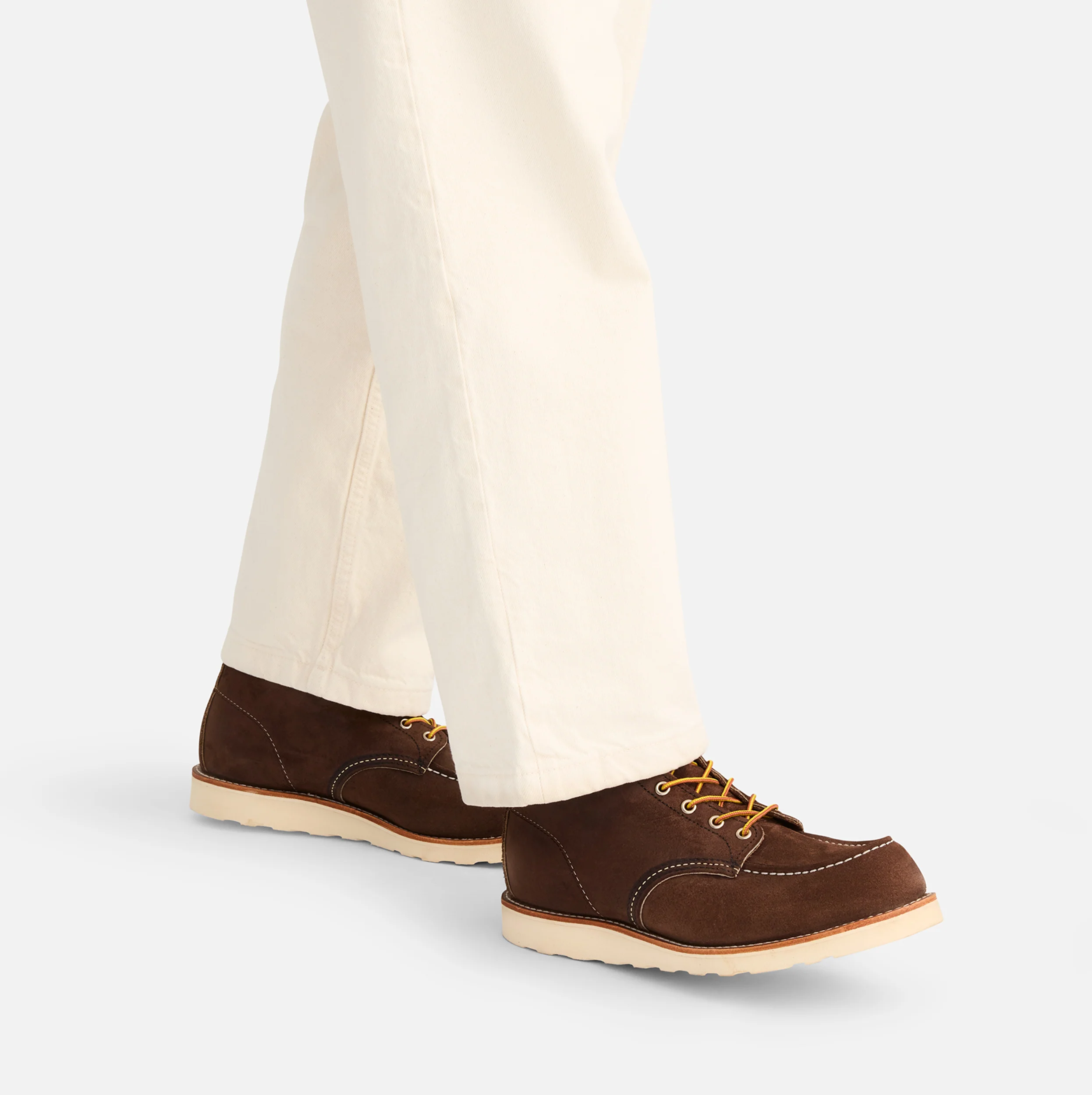 8836 Classic Moc Toe Chocolate Muleskinner - Image 6